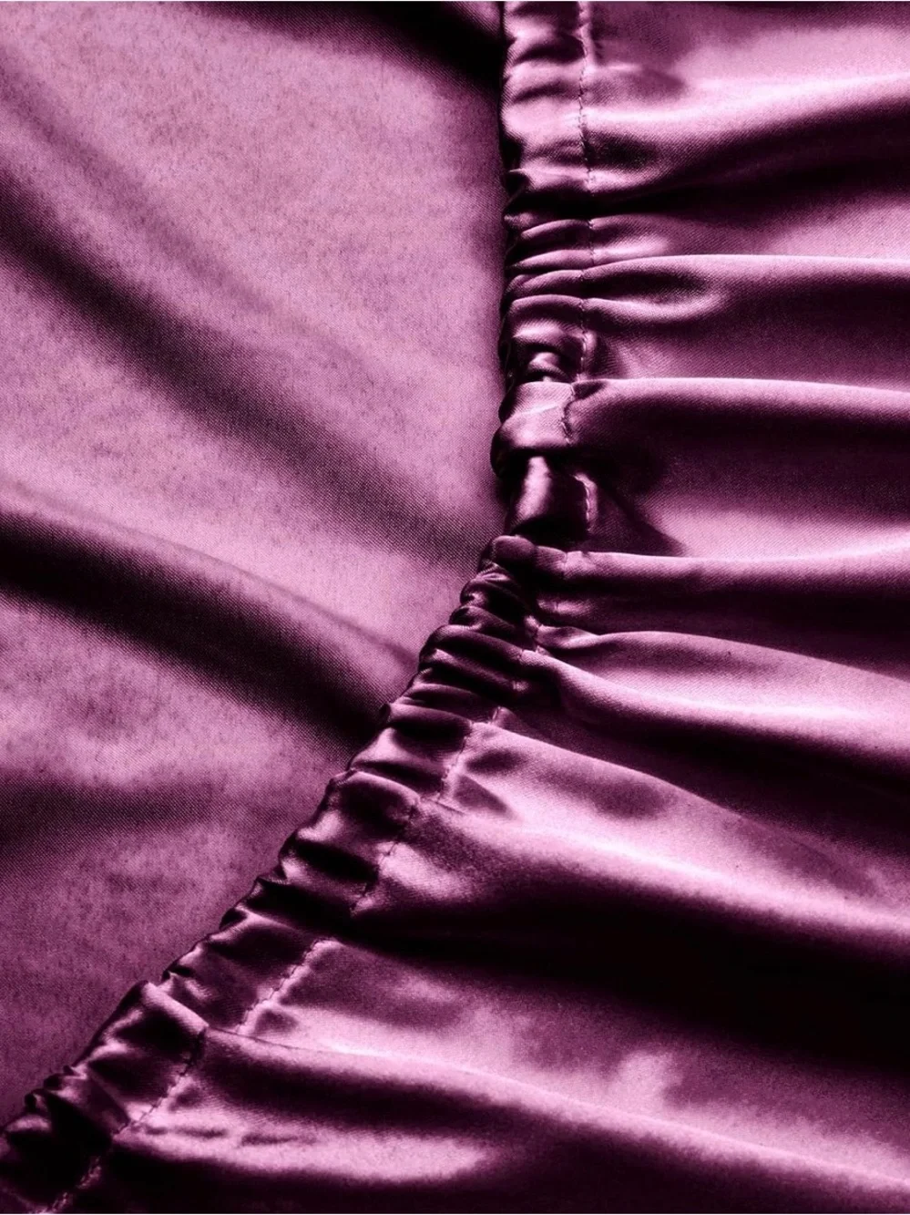 Satin Queen Fitted Sheet, Deep Pocket, Purple, Silky, Cooling, Wrinkle Free